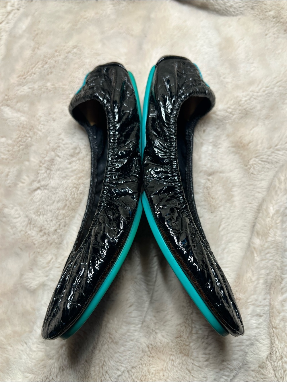 Tieks Obsidian Black Croc patent leather ballet flats size 8 - Picture 2 of 6